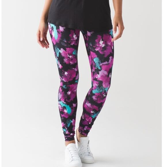 lululemon athletica Pants - Lululemon Wunder Under High Rise Midnight Bloom Black Deep Fuchsia Tights